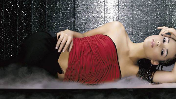 Alicia Keys Laying Pose In Red Dress